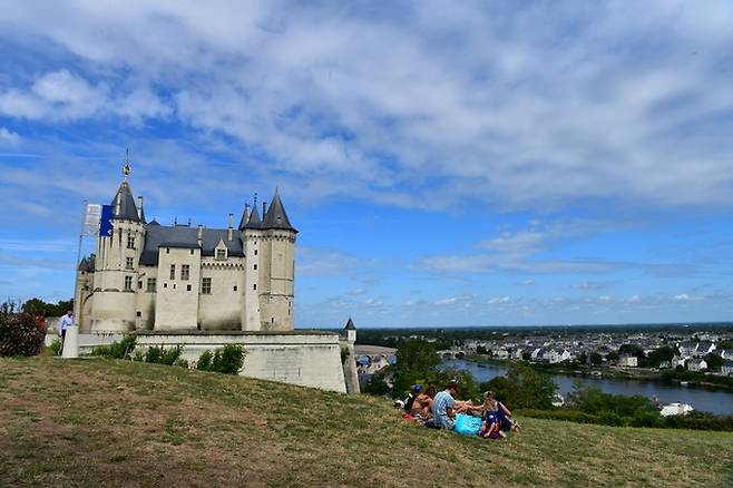 소뮈르성과 루아르강. 최현태 기자