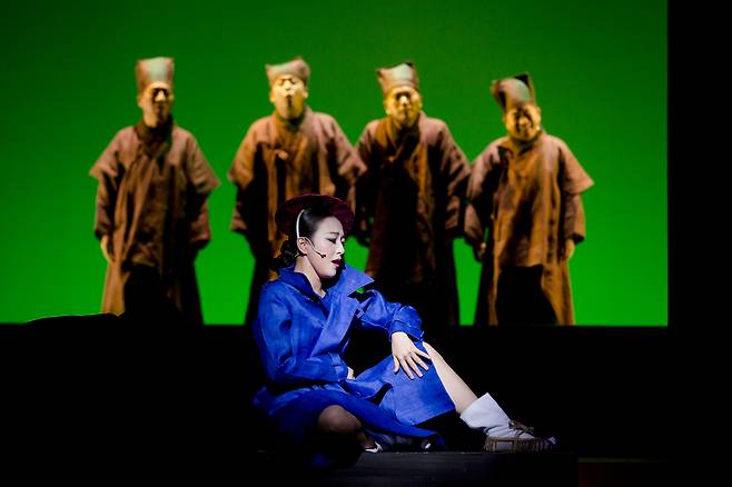 A scene from “Madam Ong” (National Theater of Korea)