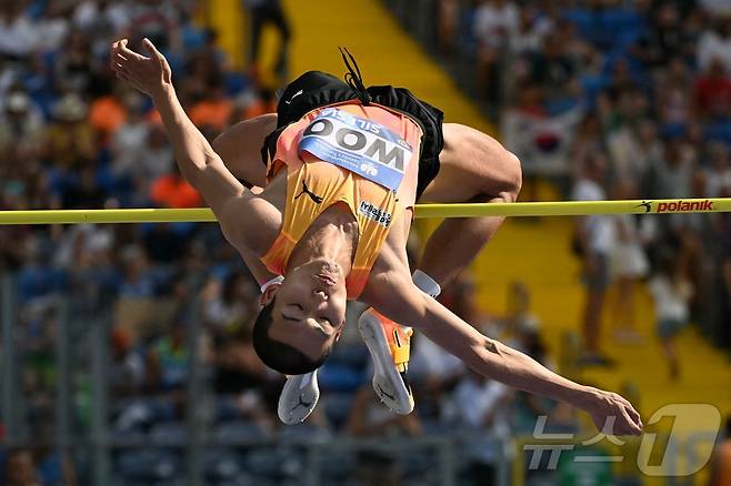 폴란드서 열린 다이아몬드리그 남자 높이뛰기 4위에 오른 우상혁. ⓒ AFP=뉴스1