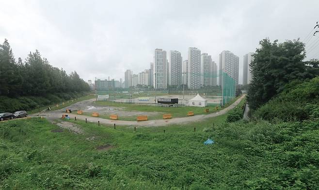 역대 정부는 주택 공급이 막힐 때마다 그린벨트 해제를 결정했다.[사진=뉴시스]