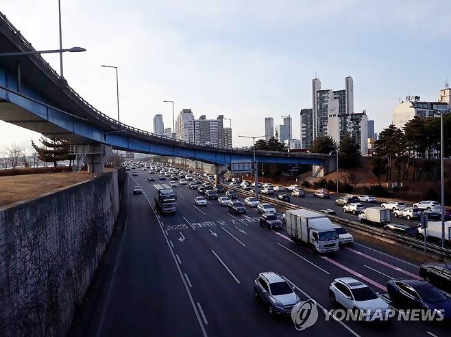 강변북로 [촬영 안 철 수]