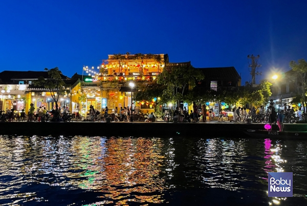 호이안 올드타운의 아름다운 야경. 소장섭 기자 ⓒ베이비뉴스