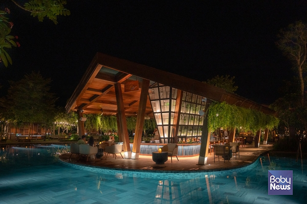 녹스 비치 클럽의 아름다운 야경.&nbsp;ⓒ호이아나 리조트 & 골프