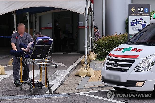 서울 시내 한 대형병원 (서울=연합뉴스) 서대연 기자