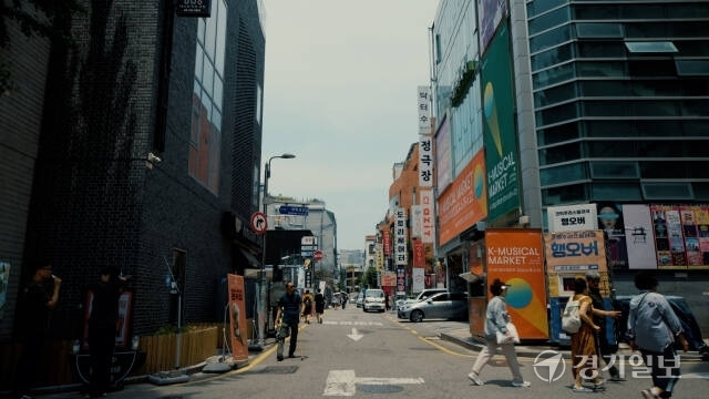 서울 종로구 대학로에 있는 혜화역 일대에 수많은 소극장이 자리하고 있다. 경기일보DB