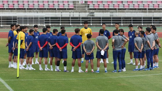 축구대표팀은 오는 5일 팔레스타인전(홈), 10일 오만전(원정) 등 이달에 두 번의 A매치를 치른다. 뉴스1