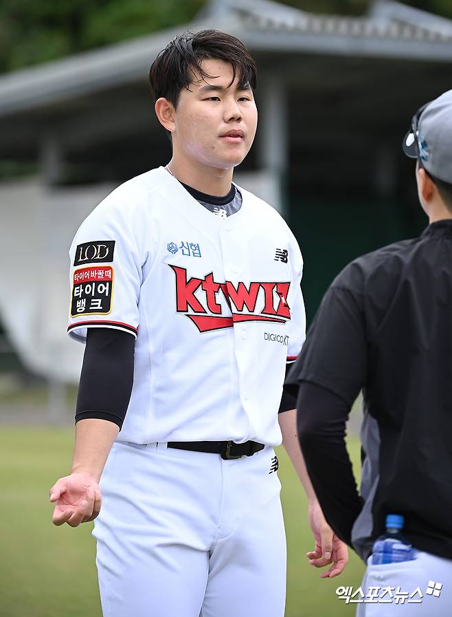 KT 투수 소형준은 4일 함평야구장에서 열린 '2024 메디힐 KBO 퓨처스리그' KIA전에 선발 등판했다. 89일 만에 마운드에 올라 1이닝 무실점을 기록하며 투구 감각을 조율했다. 엑스포츠뉴스 DB