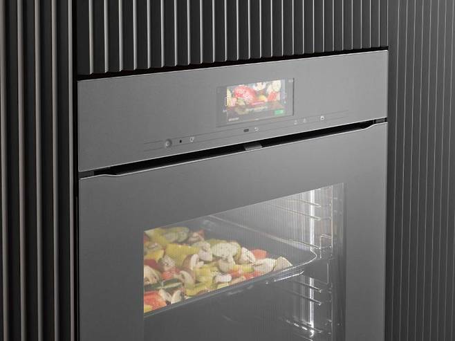 AI기능을 접목해 레시피를 추천하는 밀레 스마트 푸드 IDⓒ밀레