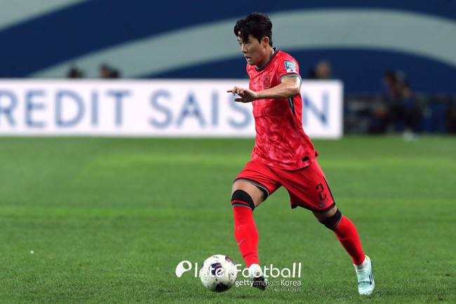 [사진=게티이미지]&nbsp;홍명보 감독이 이끄는 대한민국 축구 국가대표팀(FIFA 랭킹 23위)은 5일 오후 8시 서울월드컵경기장에서 열린 2026 국제축구연맹(FIFA) 북중미 월드컵(미국-캐나다-멕시코) 아시아 지역 3차 예선 1차전에서 팔레스타인(FIFA 랭킹 96위)과 0-0으로 비겼다. 이날 경기장엔 59,576명이 찾았다.
