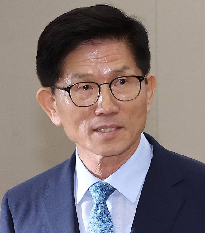 Minister of Employment and Labor Kim Moon-soo.