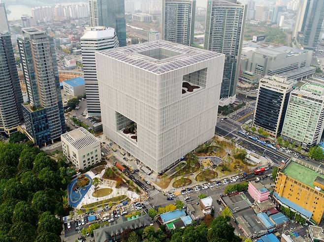 서울 용산구 아모레퍼시픽 본사 전경. [아모레퍼시픽 제공]