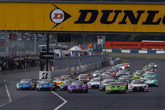 볼가스 모터스포츠의 GT3 도전은 모터스포츠 관계자들의 이목을 집중시키고 있다. 정영대 사진작가(@youngdaephoto)