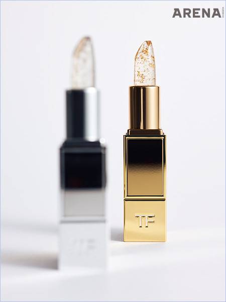 골드와 실버 컬러의 미러 케이스 위에 음각한 브랜드 이니셜이 돋보인다. 미세한 펄을 함유해 한층 반짝이는 입술을 연출할 수 있는 쏠레이 네쥐 립 블러시·쏠레이 립 블러시 각각 2g 5만9000원 모두 톰 포드 뷰티 제품.