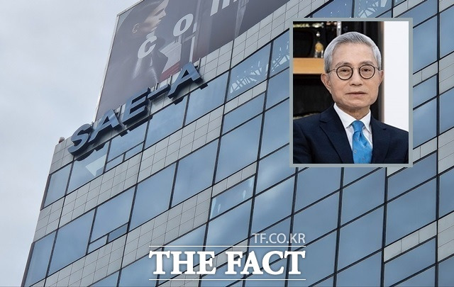 김웅기 글로벌세아그룹 회장(오른쪽 위)이 2세 승계 윤곽을 그리고 있는 가운데 김진아 글로벌세아 대표와 김세라 세아상역 부사장이 그룹을 안정화하고 경영 능력을 입증할 수 있을지 관심이 쏠린다. 사진은 서울시 강남구 글로벌세아 본사 /우지수 기자·글로벌세아그룹