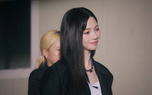 ‘마이 아티 필름’ 속 가수 카리나(사진=Mnet 제공)