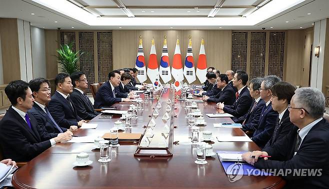 윤석열 대통령, 한일 정상회담 발언 (서울=연합뉴스) 홍해인 기자 = 윤석열 대통령이 6일 서울 용산 대통령실에서 열린 기시다 후미오 일본 총리와의 한일 확대 정상회담에서 발언하고 있다. 2024.9.6 [대통령실통신사진기자단] hihong@yna.co.kr