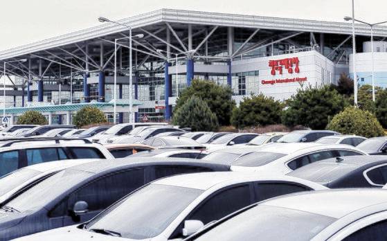 1997년 개항한 청주공항은 지난해 역대 최다인 369만명이 이용했다. 프리랜서 김성태