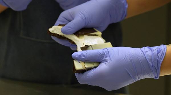 스모어 초콜릿 내부. 송혜진 인턴