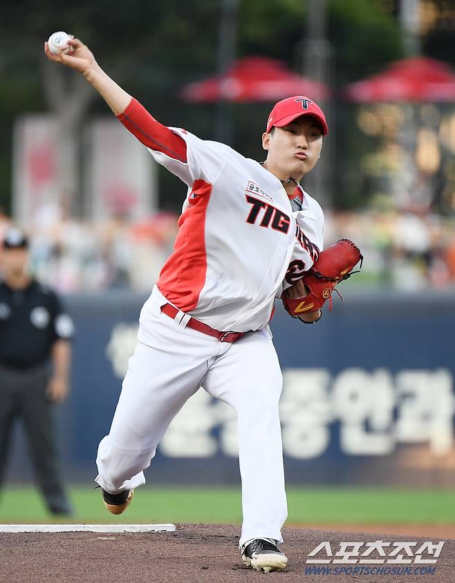 4일 광주 기아 챔피언스필드에서 열린 한화-KIA전. KIA 선발투수 김도현이 투구하고 있다. 광주=정재근 기자 cjg@sportschosun.com/2024.9.4/