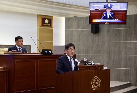 오시백 단양군의원이 9일 5분 자유발언을 하고 있다. [사진=단양군의회]