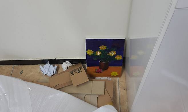 A갤러리 창고에서 발견된 그림.