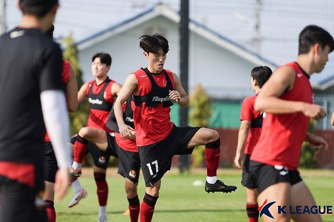 서울 김진야는 지난달 29일 문화체육관광부를 상대로 한 ‘체육요원 공익복무 관련 경고처분 취소’ 소송에서 패소했다. 사진제공｜한국프로축구연맹