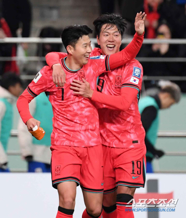 2026 FIFA 북중미 월드컵 아시아 2차 예선 대한민국과 태국의 경기가 열린 21일 서울월드컵경기장. 손흥민이 선취골을 넣은 뒤 환호하고 있다. 상암=박재만 기자 pjm@sportschosun.com/2024.03.21/