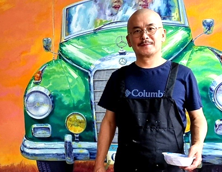 ▲ '동구예술작가회' 회장이자 이번 갤러리GD30 개관에 앞서온 서양화가 최재영 작가 [동구예술작가회]