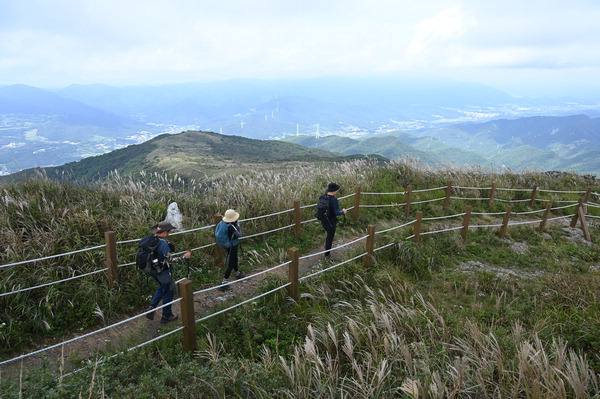 경남 양산 천성산 화엄벌.