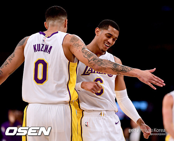 at Staples Center on January 21, 2018 in Los Angeles, California.