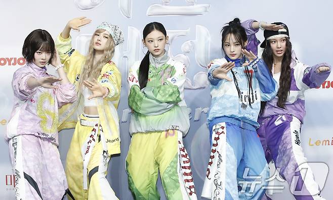 뉴진스 하니(왼쪽부터)과 다니엘, 해린, 민지, 혜인 ⓒ News1