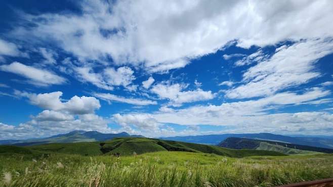 7d9e8775c680698223e985e2359c7065bf6a08f3a78b2959a306ba4fbc54cf1a320d8d2668aed8de8a6ff19d46a0d9d91e734480