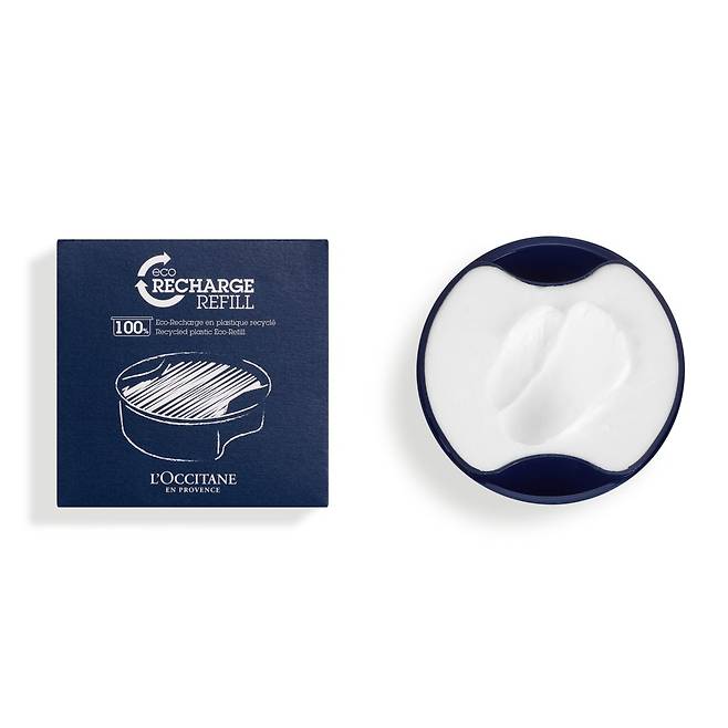 록시땅 시어버터 울트라 리치 바디 크림: 시어버터를 25% 함유해 악건성 피부에도 보습 효과가 강력하다. 200mL 리필 5만원, 본품 5만9천원.