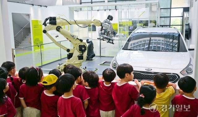 안산산업역사박물관 내부 전시실. 윤원규기자