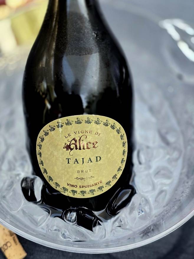 아베크와인 수입 엘리체 스푸만테. 최현태 기자