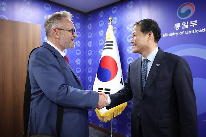 김영호 통일부 장관, 세계기독연대 대표단 면담 [통일부 제공]