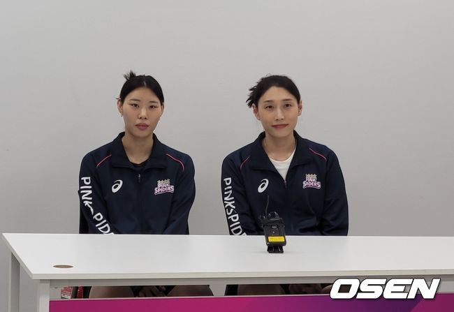 흥국생명 김연경(오른쪽). / OSEN=인천, 홍지수 기자