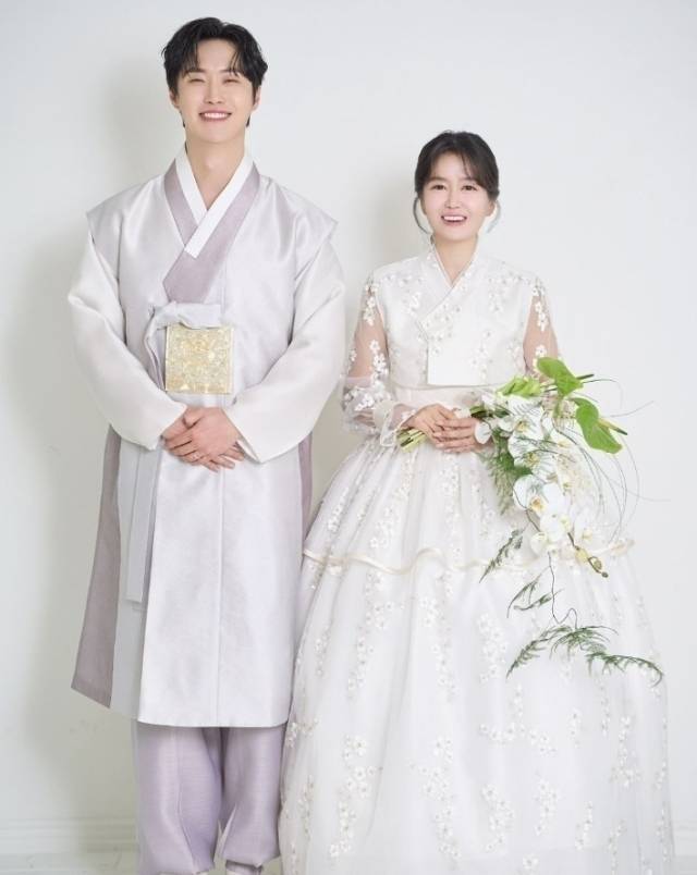 원혁 이수민 부부 / 인스타그램