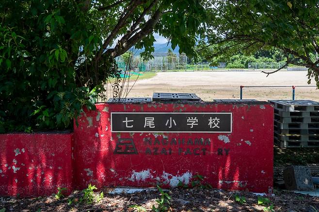 폐교를 숙성고로 활용한 나가하마 증류소. /김지호 기자