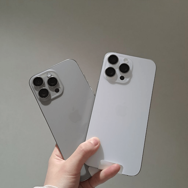 image.png 아이폰 16 시리즈 실물 샷.JPG