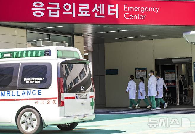 [서울=뉴시스] 정병혁 기자 = 28일 서울의 한 대학병원 응급실. 해당 사진은 기사 내용과 직접적인 관계 없음. 2024.08.28. jhope@newsis.com