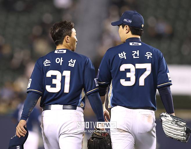 ▲ NC 다이노스 손아섭과 박건우 ⓒ곽혜미 기자