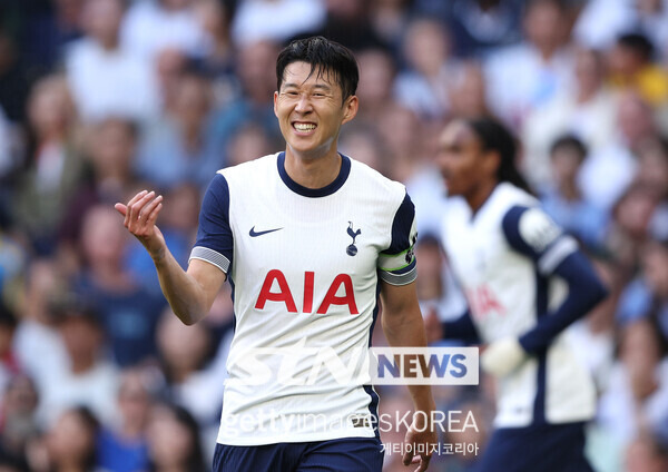 손흥민이 주장 완장을 빼앗길 수 있다? 영국 축구 커뮤니티 '풋볼 팬캐스트'는 20일