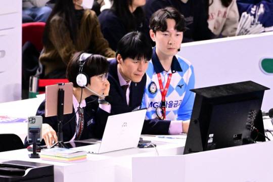 KOVO는 21일부터 경남 통영체육관에서 2024~2025시즌 개막을 앞두고 열리는 시범경기 성격의 2024 통영*도드람컵 프로배구대회를 개최한다. 올해 대회는 중간랠리 판독, 그린카드 등 새로운 규칙도 시범 도입한다. KOVO 제공