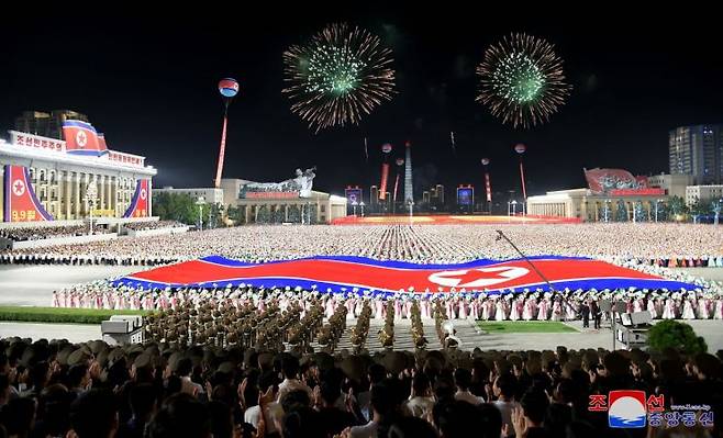 북한 정권수립(9ㆍ9절) 76주년 경축집회 및 야회가 8일 김일성광장에서 진행되었다고 조선중앙통신이 9일 보도했다. (평양 조선중앙통신=연합뉴스)