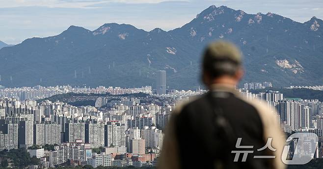 서울 남산에서 바라본 아파트 단지들. 2024.9.22/뉴스1 ⓒ News1 이승배 기자