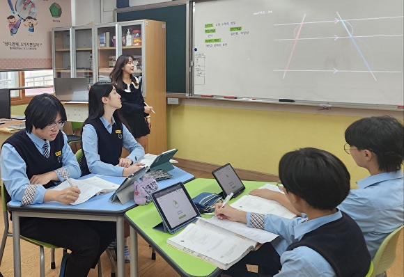 완주 화산중학교의 수업 장면  [사진=전북교육청 ]