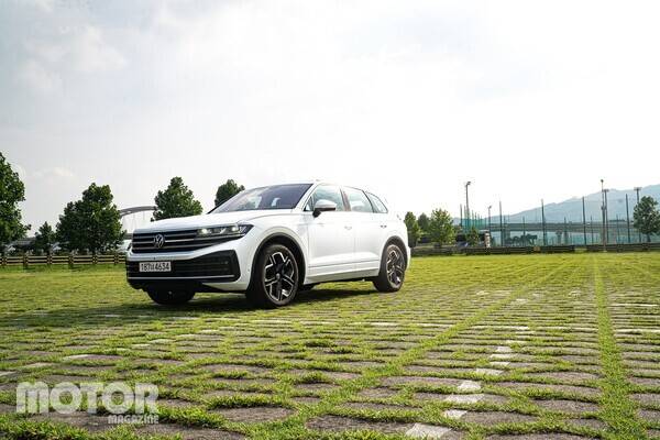 폭스바겐 뉴 투아렉 사진 모터매거진 최재혁 기자