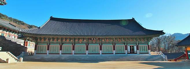 오는 30일 해인총림 방장 선출을 위한 산중총회가 열리는 해인사 보경당. 해인사 누리집 갈무리