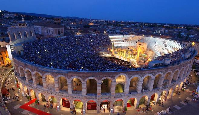 베로나 오페라 축제